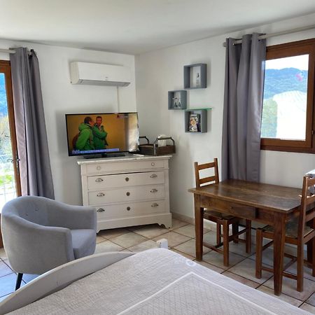 Chambre Une Fenetre Sur Le Ventoux La Clue Plaisians Eksteriør billede
